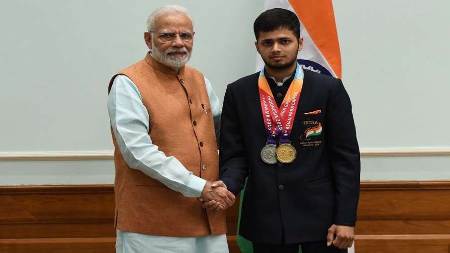 प्रधानमंत्री नरेन्द्र मोदी ने पैरालंपिक खेलों में स्वर्ण पदक और रजत पदक विजेता को दी बधाई The Prime Minister, Shri Narendra Modi has congratulated shooter Manish Narwal on winning a gold medal at the ongoing Paralympic Games