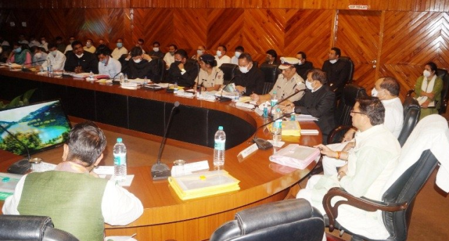 पुष्कर सिंह धामी ने दिया निर्देश, कार्यो को अनावश्यक देर से करने वालों के खिलाफ हो सख्त कार्यवाही