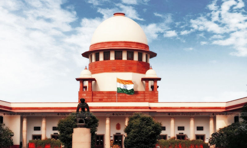 सुप्रीम कोर्ट ने दिया आदेश, भू राजस्व रेकॉर्ड से पुजारियों के नाम हटाया जाए The Supreme Court has given this decision in the case of a temple in Madhya Pradesh. The court has made it clear in its decision that