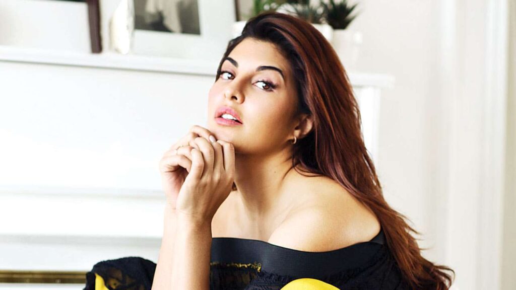 ED के निशाने पर अब आई अभिनेत्री जैकलीन फर्नांडीज, 200 करोड़ की रंगदारी केस में शामिल होने का दावा actresses one after the other. At this time Bollywood's famous actress Jacqueline Fernandez is lying in this crisis.