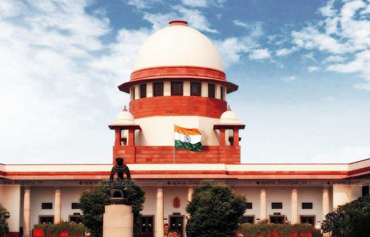 On the orders of the Supreme Court, 32 officers and employees of Tihar Jail have been suspended simultaneously. This action against jail