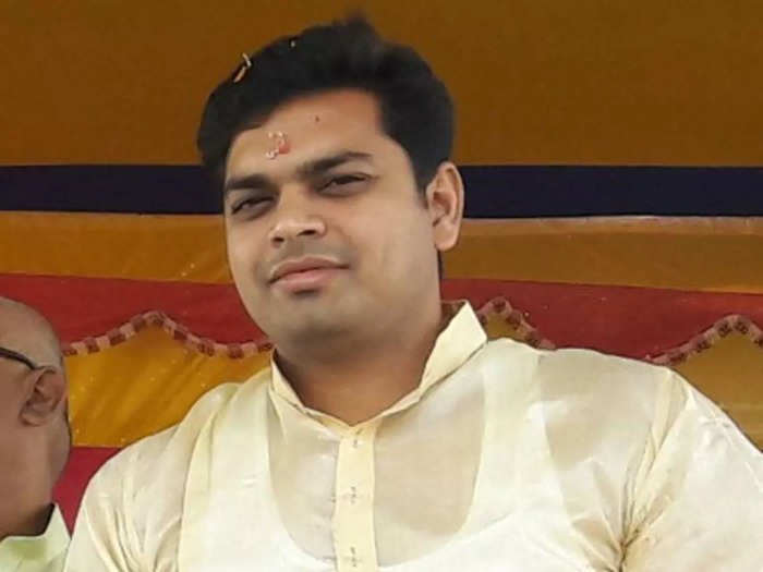 झारखंड के गोड्डा सीट से बीजेपी विधायक अमित मंडल के आवास पर हमला BJP MLA Amit Mandal from Godda assembly seat in Jharkhand was attacked by some people late on Wednesday evening near his residence