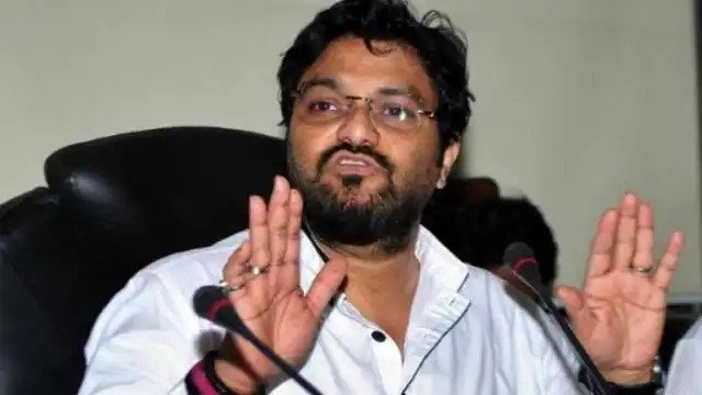 लोकसभा अध्यक्ष से मुलाकात के बाद बाबुल सुप्रियो ने बीजेपी सांसद पद से दिया इस्तीफा Former BJP leader Babul Supriyo met Lok Sabha Speaker Om Birla on Tuesday and submitted his resignation to him.