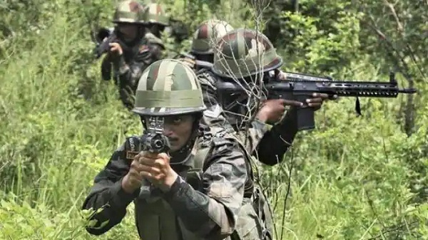 लश्कर के आतंकियों की अब नही खैर, भारतीय सेना ने राजौरी के जंगलों में लश्कर के 6 आतंकी को किया ढ़ेर In Rajouri district of Jammu and Kashmir, today 6 terrorists have been killed in an encounter between Lashkar terrorists and security forces.