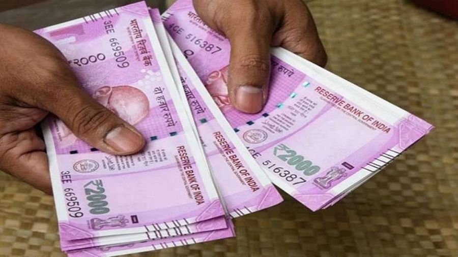 सरकारी कर्मचारियों और पेंशनधारकों को केंद्र सरकार ने दिवाली से पहले दिया तोहफा, महंगाई भत्ते में 3% बढ़ोतरी को मोदी कैबिनेट ने दी मंजूरी The central government has given a big gift to the employees and pensioners before Diwali today. Union cabinet hikes dearness allowance
