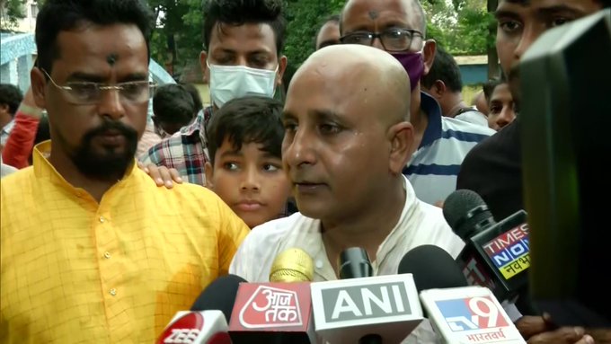 त्रिपुरा: भाजपा विधायक आशीष दास ने सिर मुंडवाकर पार्टी को कहा बाय- बाय, त्रिपुरा में अराजकता फैलाने का लगाया आरोप Now BJP MLA from Surma Assembly seat of Tripura Ashish Das announced to quit the party on Tuesday. Not only this, before the
