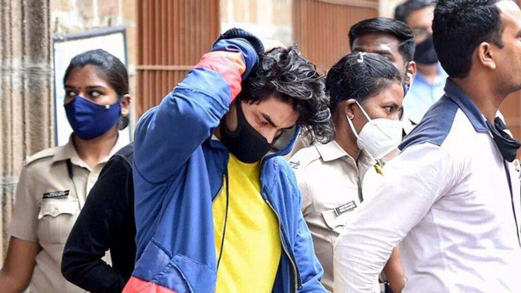 ड्रग्स केस: आर्यन खान को बॉम्बे हाईकोर्ट से मिली जमानत, डिटेल ऑर्डर मिलने के बाद ही जा सकेंगे घर Drugs Case: Aryan Khan will be able to get bail from Bombay High Court, after receiving the detail order