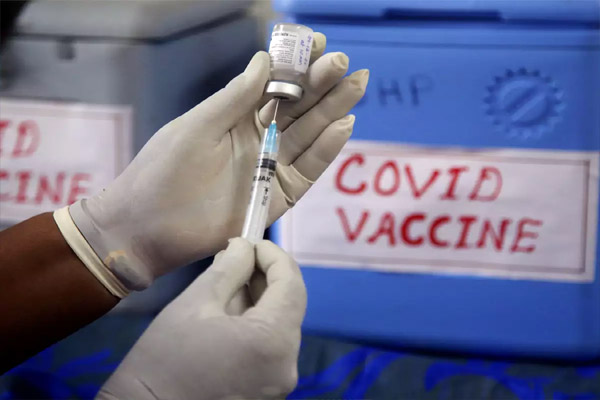 कोविड टीकाकरण पहुंचा 96 करोड़ के करीब The coverage of covid vaccination in the country is continuously increasing and it is likely to cross the figure of 96 crores. Union Ministry