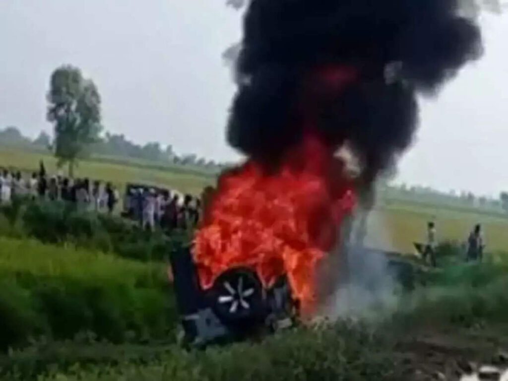 लखीमपुर-खीरी: केंद्रीय मंत्री के कार्यक्रम का विरोध कर रहे किसानों पर चढ़ाई गाड़ी, 8 की मौत, अजय मिश्रा के बेटे समेत 14 लोगों के खिलाफ FIR दर्ज