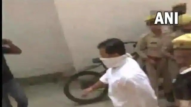 क्राइम ब्रांच के ऑफिस में पहुंचे केंद्रीय मंत्री के बेटे आशीष मिश्रा, पूछताछ शुरू, 32 सवालों के देने होंगे जवाब
