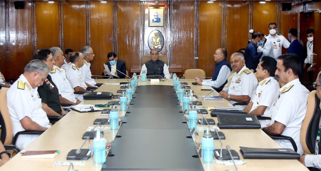 रक्षा मंत्रालय ने भारतीय नौसेना के लिए हथियारों की खरीद के लिए अमेरिका के साथ 423 करोड़ रुपये के अनुबंध पर किया हस्ताक्षर