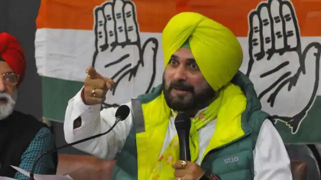 The political turmoil that has been going on in the Punjab Congress for the last several months seems to be calming down. Punjab