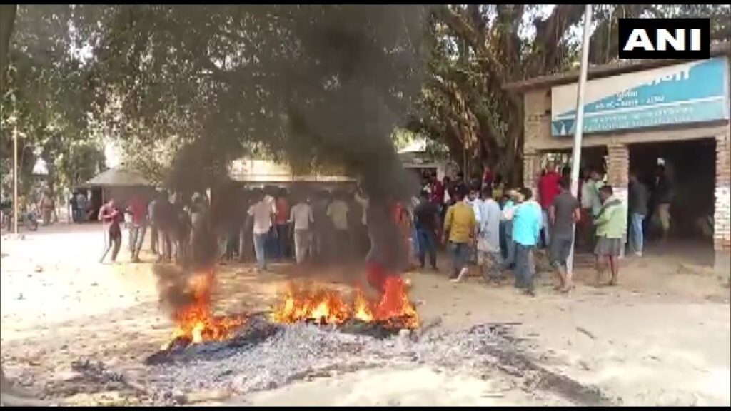 बिहार में पत्रकार बुद्धिनाथ झा की हत्या, भ्रष्टाचार के खिलाफ उठाई थी आवाज, तेजस्वी ने नीतीश सरकार पर उठाया सवाल Journalist Buddhinath Jha has been murdered in Bihar. Please tell that Jha had done the work of exposing the corruption of hospitals.