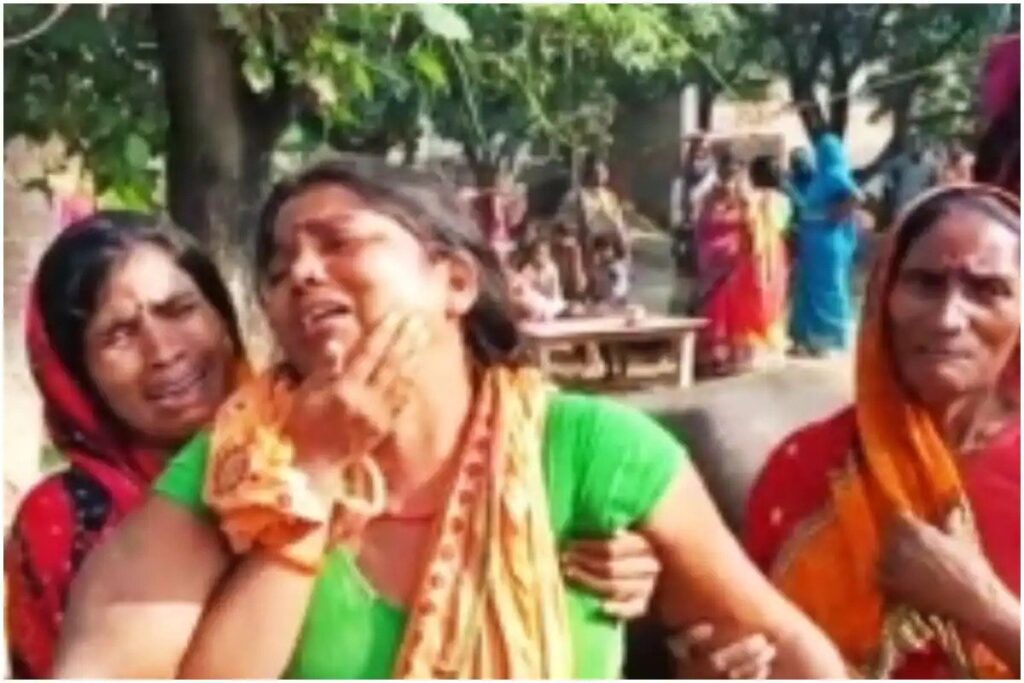 बिहार में ज़हरीली शराब से अब तक 34 मौतें, मृतकों में BSF और सेना का जवान भी शामिल In the state of Bihar, which is banned from liquor, the chain of deaths due to poisonous liquor continues. More than 30 people had died
