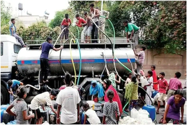 दिल्ली : केजरीवाल सरकार का ऐलान , बीके दत्त कॉलोनी के हर घर को मिलेगा 20 हज़ार लीटर मुफ्त पानी