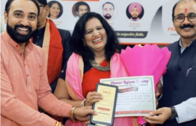 मानव कल्याण सोसाइटी ने स्वास्थ्य और शिक्षा में योगदान के सम्मान में गौरव सम्मान पुरस्कार 2021 की मेजबानी की