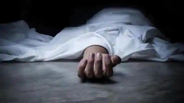 मेरठ : विवाह समारोह के दौरान पुलिसकर्मी ने दूल्हे की भांजी से रेप कर की हत्या A sensational incident took place in Meerut, Uttar Pradesh late on Monday night when the groom's niece was raped and murdered