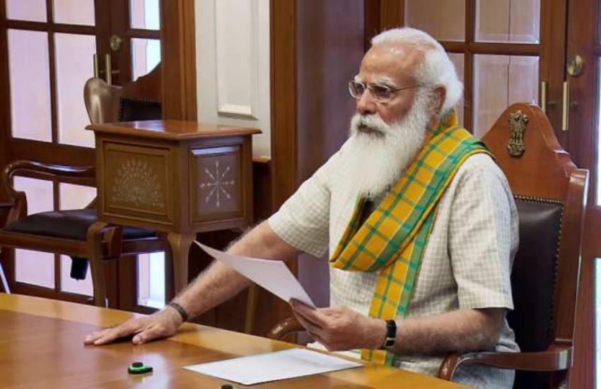 कोरोना के नए वैरियंट ने बढ़ाई देश की चिंता, पीएम मोदी ने कोविड की स्थिति पर की समीक्षा बैठक Prime Minister Narendra Modi chaired an important meeting with top officials on the COVID situation in the country and the vaccination