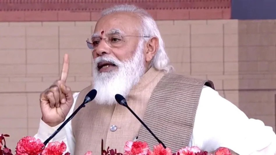 आवाज उठाते समय संसद की गरिमा बरकरार रखनी चाहिए- पीएम मोदी On the first day of the winter session of Parliament, Prime Minister Narendra Modi has appealed to all political parties to allow the