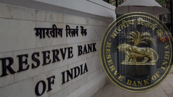 देश के सबसे बड़े वाणिज्यिक बैंक स्टेट बैंक पर RBI ने ठोका एक करोड़ रुपये का जुर्माना, जानें क्या है मामला The Reserve Bank of India (RBI) has accused the country's largest commercial bank State Bank of acquiring shares in excess of the maximum