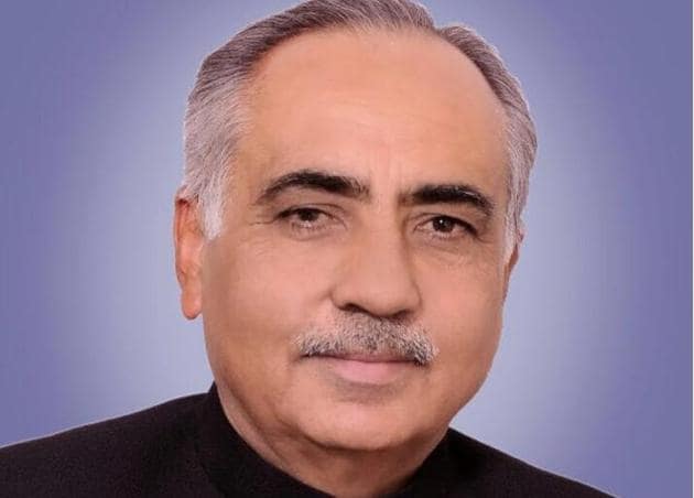 वरिष्ठ कांग्रेस नेता एवं पंजाब अधीनस्थ सेवाएं चयन बोर्ड के चेयरमैन रमन बहल ने अपने पद से दिया इस्तीफा Senior Congress leader and chairman of Punjab Subordinate Services Selection Board Raman Behl resigned from his post on 8 November.