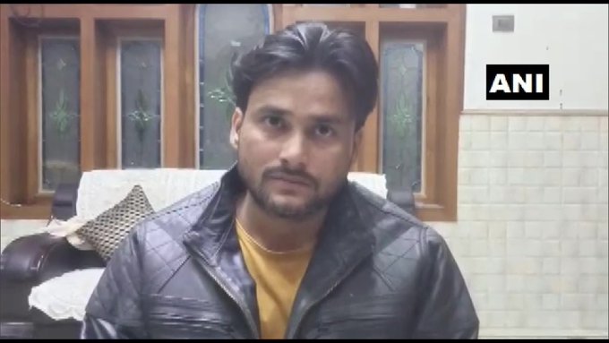 रामपुर की इस महिला का पाकिस्तान की जीत पर जश्न मनाना पड़ा महंगा, पति ने दर्ज कराई एफआईआर It was costly for a woman from Rampur to celebrate Pakistan's victory over India in the T20 World Cup match on October 24. According