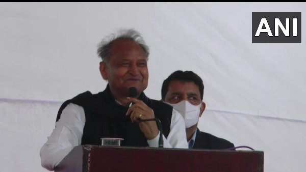 राजस्थान: सीएम अशोक गहलोत मंत्रिमंडल में बड़ा फेरबदल, 15 MLA आज लेंगे मंत्री पद की शपथ