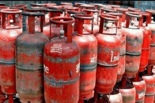 आज से बढ़े एलपीजी गैस सिलेंडर के दाम, यहां जानें नई कीमत…