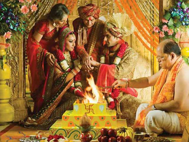 जहां हिंदू विवाह पद्धति जीवन का पूर्ण संस्कार है, वही हिंदू विवाह क़ानून में संशोधन जरुरी!