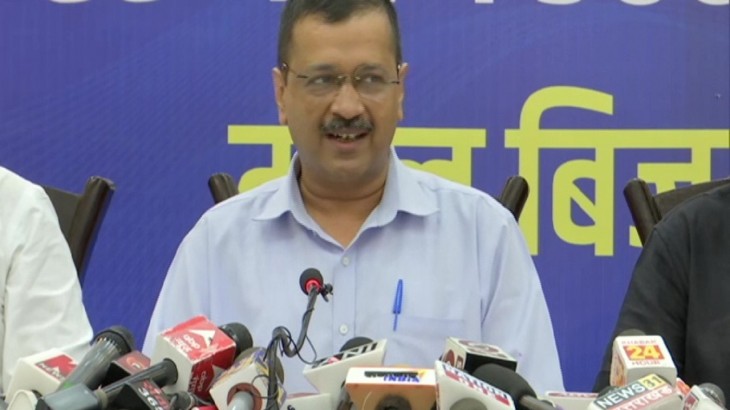 उत्तराखंड में अरविंद केजरीवाल ने भरी चुनावी हुंकार, मुफ्त तीर्थयात्रा योजना का किया वादा Delhi Chief Minister Arvind Kejriwal on Sunday promised that a free pilgrimage scheme would be launched for the people in Uttarakhand
