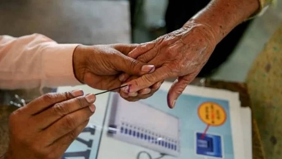 राजस्थान: पंचायत चुनाव की तारीखों की घोषणा, जानें कब से और कितने चरणों में होगी वोटिंग Panchayat elections dates have been announced in Rajasthan. Panchayat elections are to be held in four districts of Rajasthan. Its dates