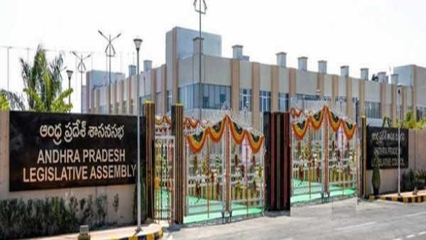 आंध्र प्रदेश ने केंद्र से जाति-वार जनगणना कराने का किया आग्रह The Andhra Pradesh Assembly on Tuesday passed a resolution asking the Center to include Scheduled Castes, Scheduled Tribes and minorities