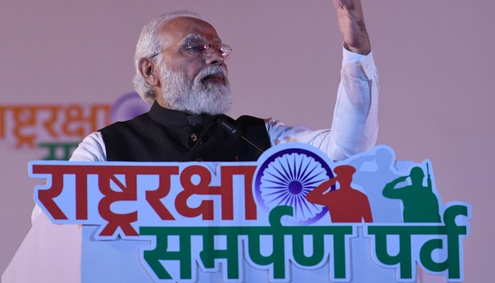 उत्तर प्रदेश के झांसी में ‘राष्ट्र रक्षा समर्पण पर्व’ में शामिल हुए पीएम मोदी, मेजर ध्यानचंद को किया याद