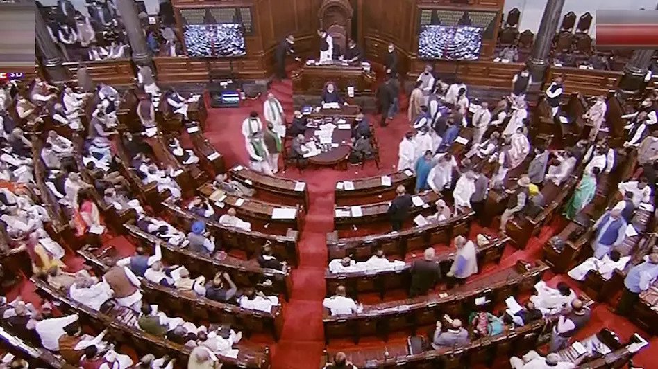 12 सांसदों के निलंबन को लेकर विपक्षी सांसदों ने राज्यसभा से किया वॉक आउट Opposition party MPs walked out of the Rajya Sabha on Tuesday after Speaker M Venkaiah Naidu called for the entire winter session