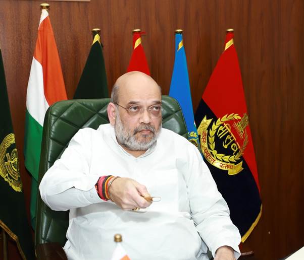केन्द्रीय गृह एवं सहकारिता मंत्री श्री अमित शाह ने अपने संसदीय क्षेत्र गांधीनगर में विभिन्न विकास योजनाओं का वर्चुअल माध्यम से लोकार्पण और शिलान्यास किया Union Home and Cooperation Minister Shri Amit Shah today launched various development schemes in his parliamentary constituency
