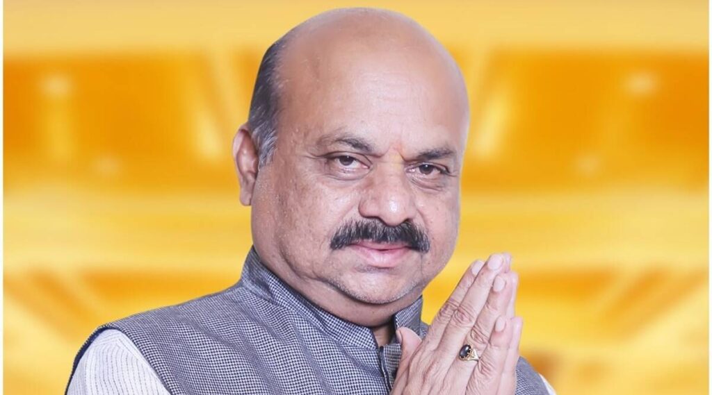 कर्नाटक के मुख्यमंत्री ने युवाओं से नशों के खिलाफ लड़ाई में हाथ मिलाने का किया आग्रह Karnataka Chief Minister Basavaraj Bommai on Sunday urged the youth to join the government in the fight against drugs. He said