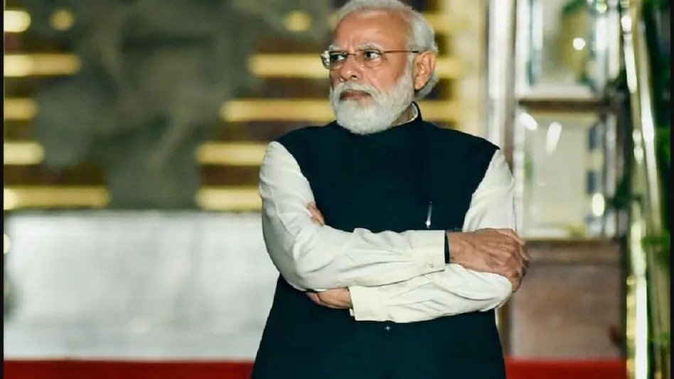 पीएम मोदी का ट्विटर अकाउंट हैक, 3 मिनट में पीएम मोदी के ट्विटर हैंडल से 2 बार हुआ ट्वीट Hackers hacked the official Twitter account of PM Narendra Modi this morning. According to the information, from the Twitter account