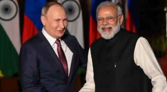 प्रधान मंत्री नरेंद्र मोदी ने सोमवार को रूसी राष्ट्रपति व्लादिमीर पुतिन के साथ टेलीफोन पर की वार्तालाप