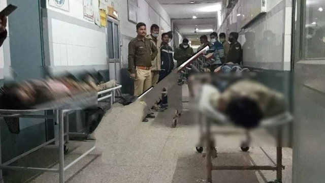 उत्तर प्रदेश के चंदौली में दर्दनाक हादसा, अनियंत्रित कार के नहर में गिरने से तीन भाइयों की मौत