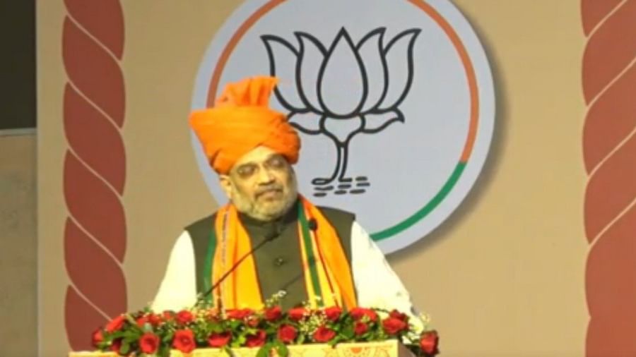 कल उत्तर प्रदेश में ‘निषाद समाज जन सभा’ करेंगे गृहमंत्री अमित शाह, सहकारी बैंक की 23 नई शाखाओं का करेंगे उद्घाटन Home Minister Amit Shah is scheduled to organize 'Nishad Samaj Jan Sabha' in Uttar Pradesh on Friday. Along with this, 29 godowns
