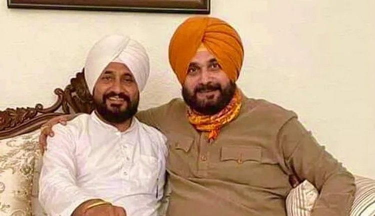 पंजाब विधानसभा चुनाव के लिए मुख्यमंत्री चेहरे की घोषणा नहीं करेगी कांग्रेस पंजाब विधानसभा चुनाव के लिए मुख्यमंत्री चेहरे की घोषणा नहीं करेगी कांग्रेस