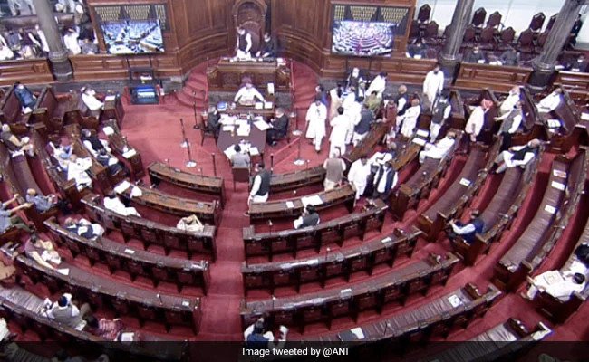 महंगाई और कोविड को लेकर कांग्रेस ने राज्यसभा और लोकसभा में दिया नोटिस The Congress on Wednesday introduced a suspension notice in the Rajya Sabha and an adjournment notice in the Lok Sabha on the third
