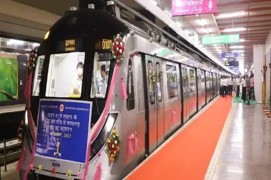 प्रधानमंत्री 28 दिसंबर को कानपुर मेट्रो रेल और बीना-पनकी बहु-उत्पाद पाइपलाइन परियोजनाओ का करेंगे उद्घाटन Prime Minister Shri Narendra Modi will visit Kanpur on 28th December 2021 to inaugurate the complete section of Kanpur Metro