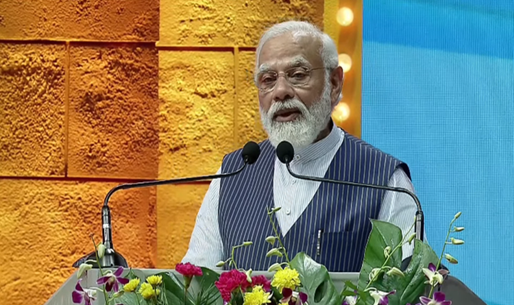 प्रधानमंत्री 1 जनवरी को पीएम-किसान की 10वीं किस्त जारी करेंगे 10 करोड़ से अधिक लाभार्थी किसान परिवारों को 20,000 करोड़ रुपये से अधिक की धनराशि अंतरित की जाएगी In line with the continued commitment and resolve to empower the grassroots farmers, the Prime Minister, Shri Narendra Modi on January