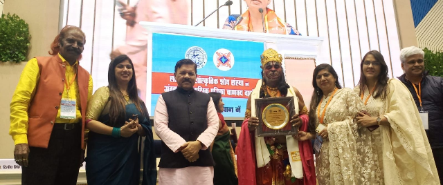 अंतरराष्ट्रीय सेमिनार राम कथा में सुशासन प्रो प्रदीप कुमार सिंह द्वारा संपादित महाग्रंथ का हुआ लोकार्पण