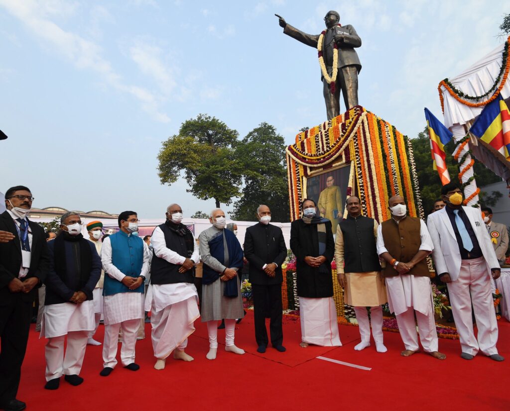 प्रधानमंत्री मोदी ने भारत रत्न बाबासाहेब डॉ. भीमराव अम्बेडकर को उनके महापरिनिर्वाण दिवस पर दी श्रद्धांजलि