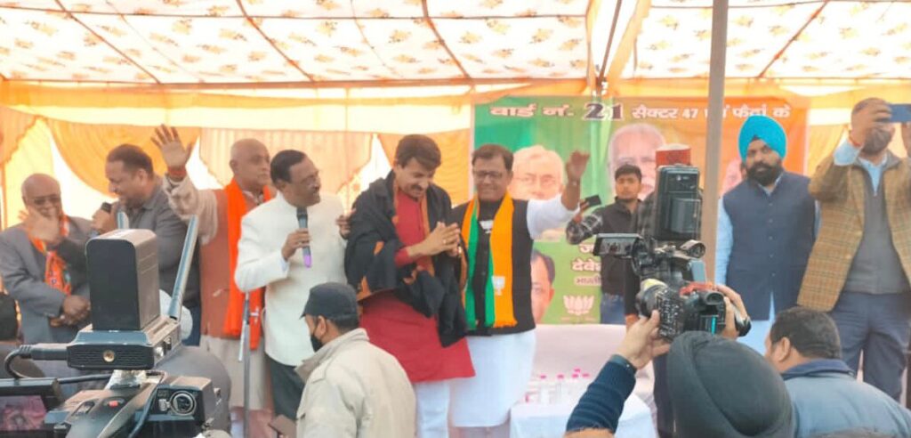 सांसद मनोज तिवारी ने ग्राम फैदान में विशाल जनसभा को किया संबोधित