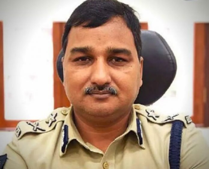कोलकाता के नए पुलिस आयुक्त बने विनीत कुमार गोयल Senior IPS officer Vineet Kumar Goel will be the new commissioner of Kolkata Police. He will succeed Soumen Mitra who will retire