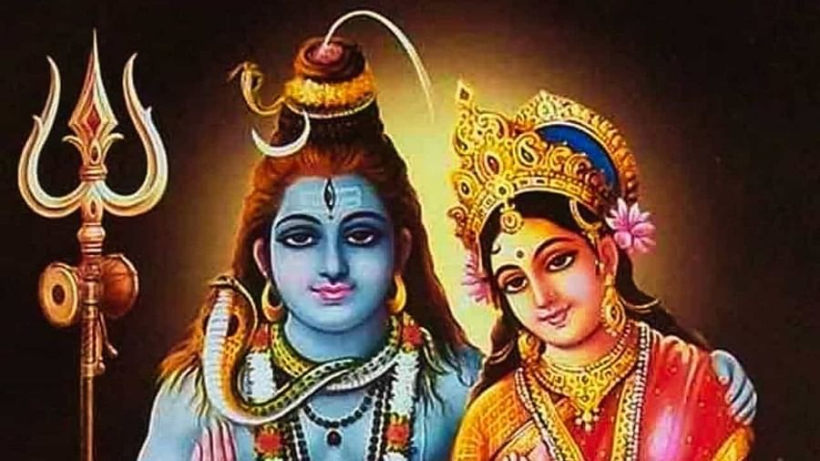 The Trayodashi Tithi of every month is called Pradosh Vrat. This fast is specially for Lord Shiva and it is kept with the right method.