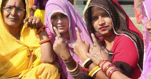 राजनीति में महिलाओं की सहभागिता के लिए प्रोत्साहन की बूस्टर डोज आवश्यक